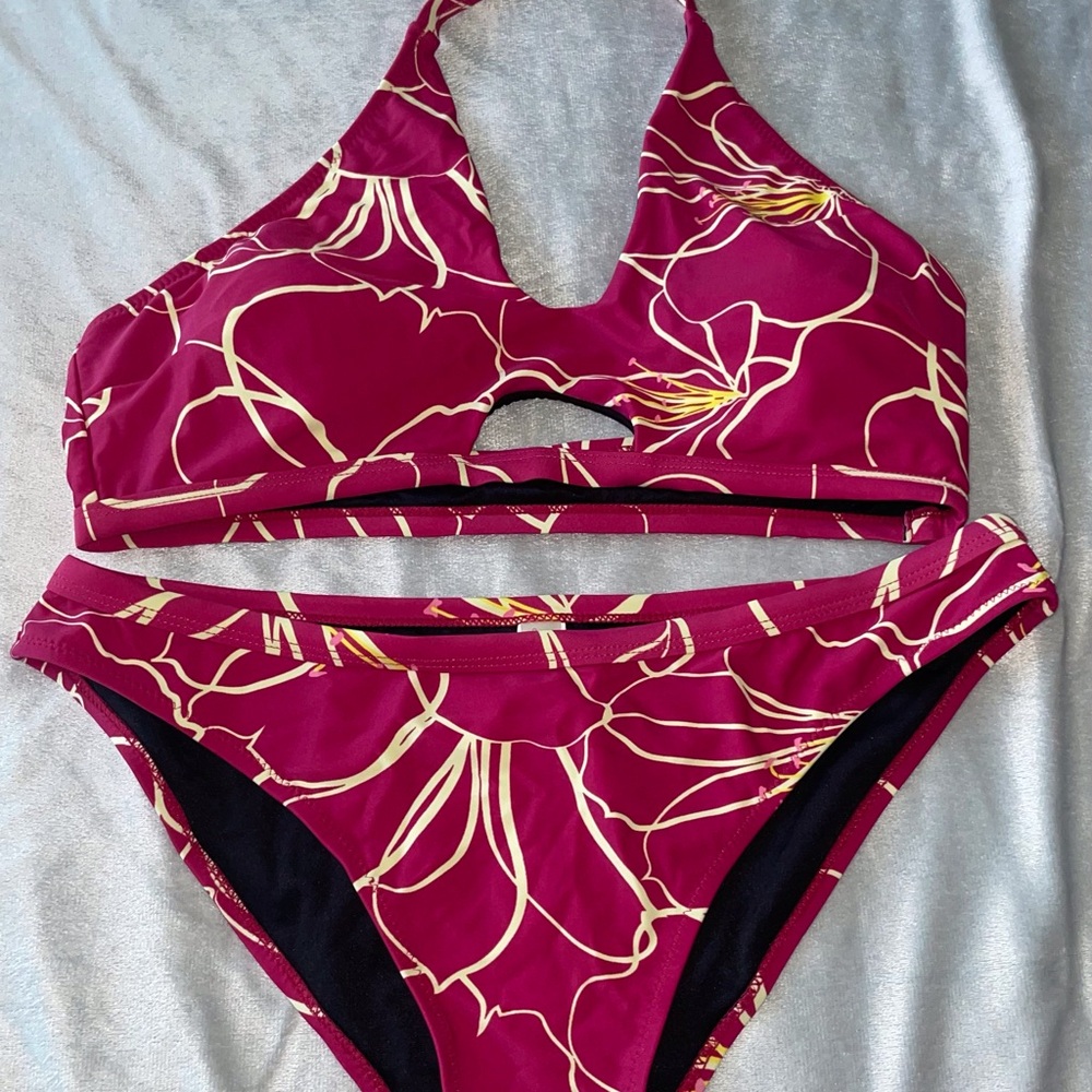 Cupshe Magenta Floral Cutout Two-Piece Bikini